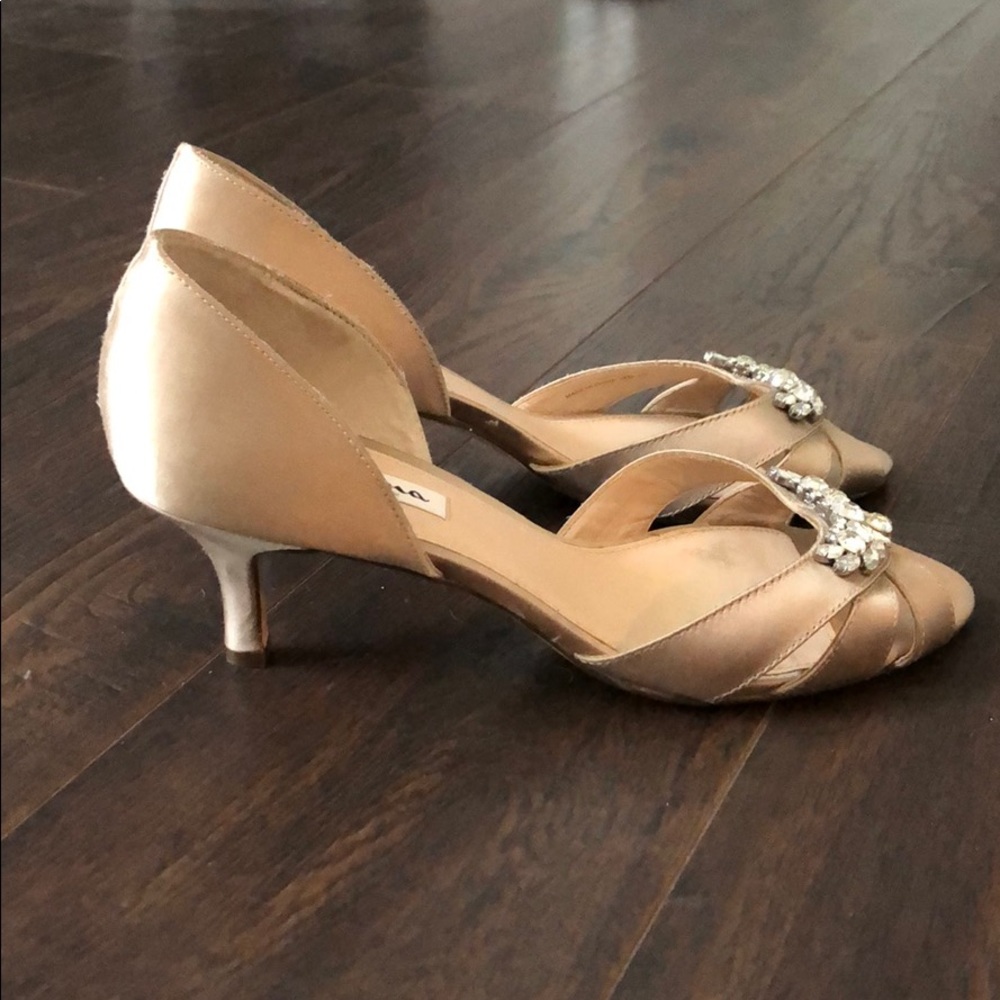 Heels - Picture 2 of 5
